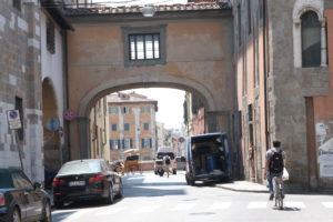 Pisa - mit seinen Elite Hochschulen eine beliebte Studentenstadt. Foto: E. Giovanoli